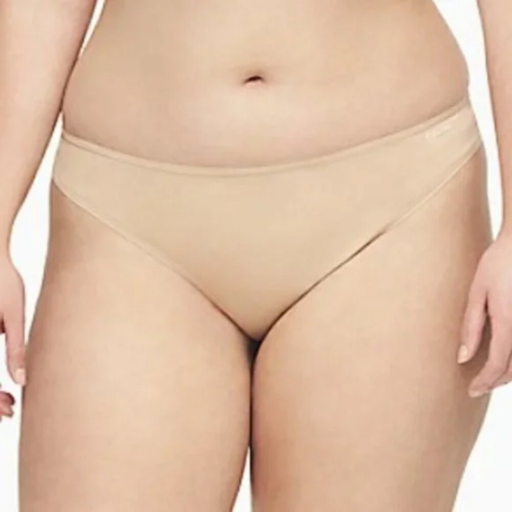 Calvin Klein "Form Plus" Thong Panty